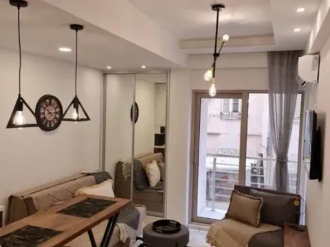 Izdavanje, garsonjera, 30m², Budva, Crna Gora