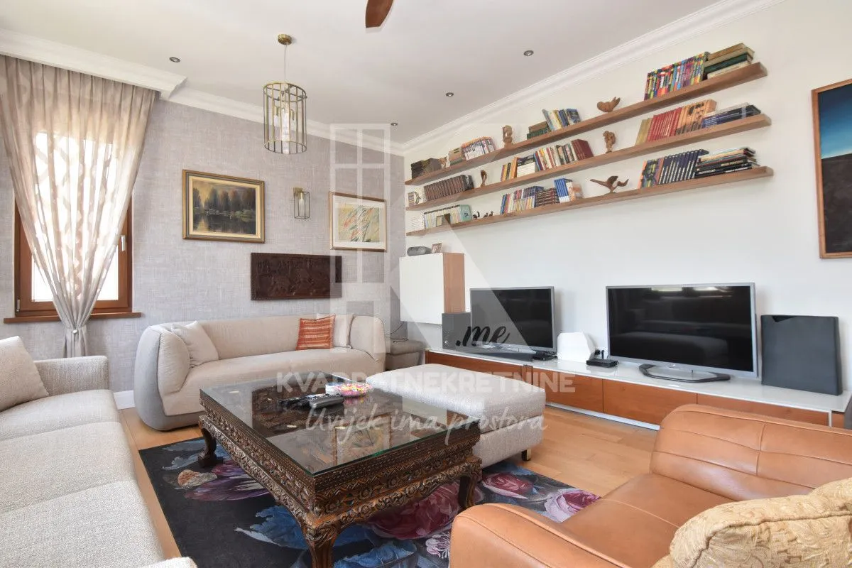 Prodaja, kuća, 170m², Gornja Gorica, Podgorica
