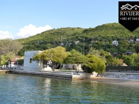 Sale, office space, 60m², Kumbor, Herceg Novi - image 1