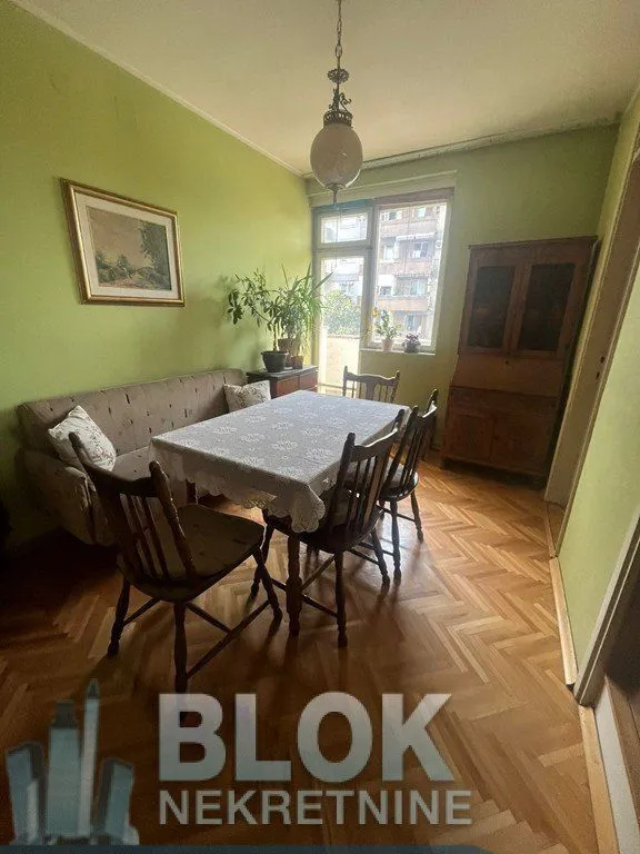 Izdavanje, četvorosoban stan, 100m², Preko Morače, Podgorica