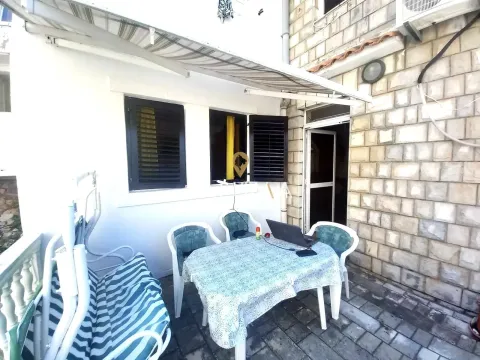Sale, one bedroom apartment, 50m², Sveti Stefan, Budva - image 4