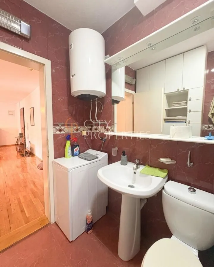 Izdavanje, stan, 56m², Momišići, Podgorica
