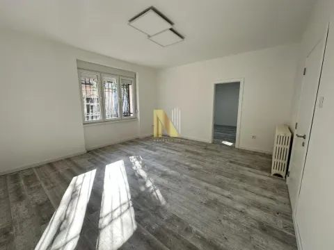 Poslovni prostor in Spens