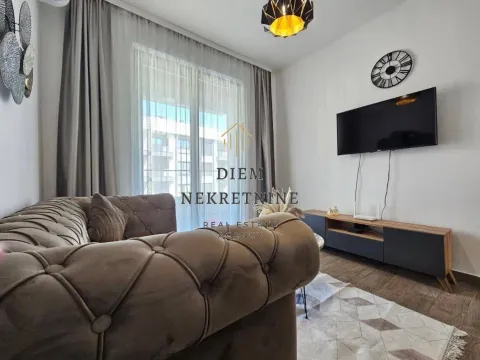 Rent, one bedroom apartment, 40m², Šušanj, Bar - image 5