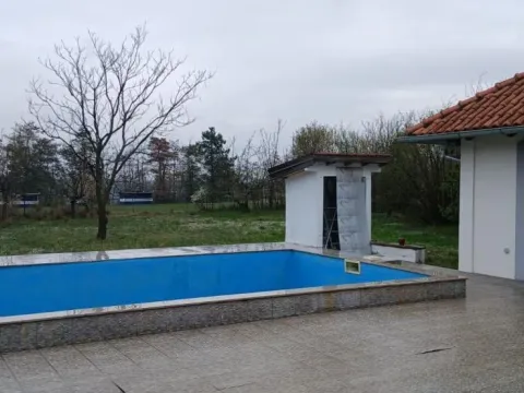 Prodaja, kuća, 192m², Amerić, Mladenovac - image 4