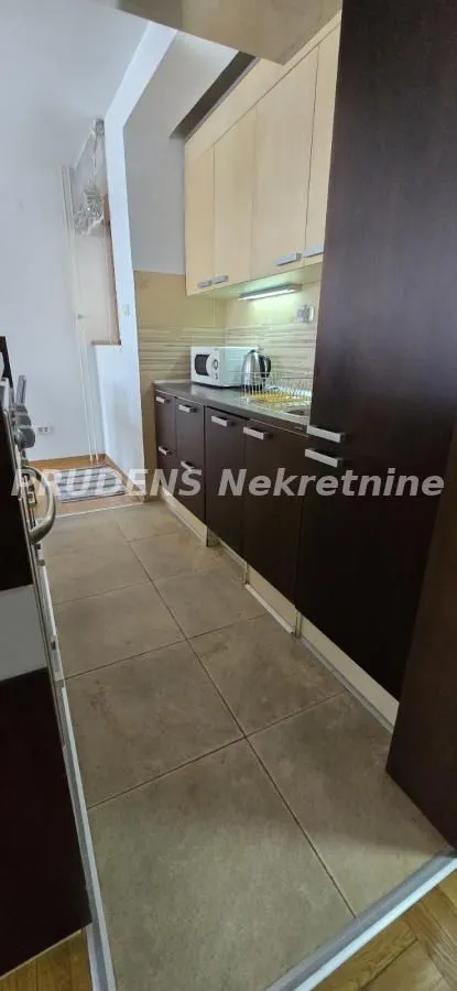 Prodaja, trosoban stan, 84m², Crveni Krst, Beograd