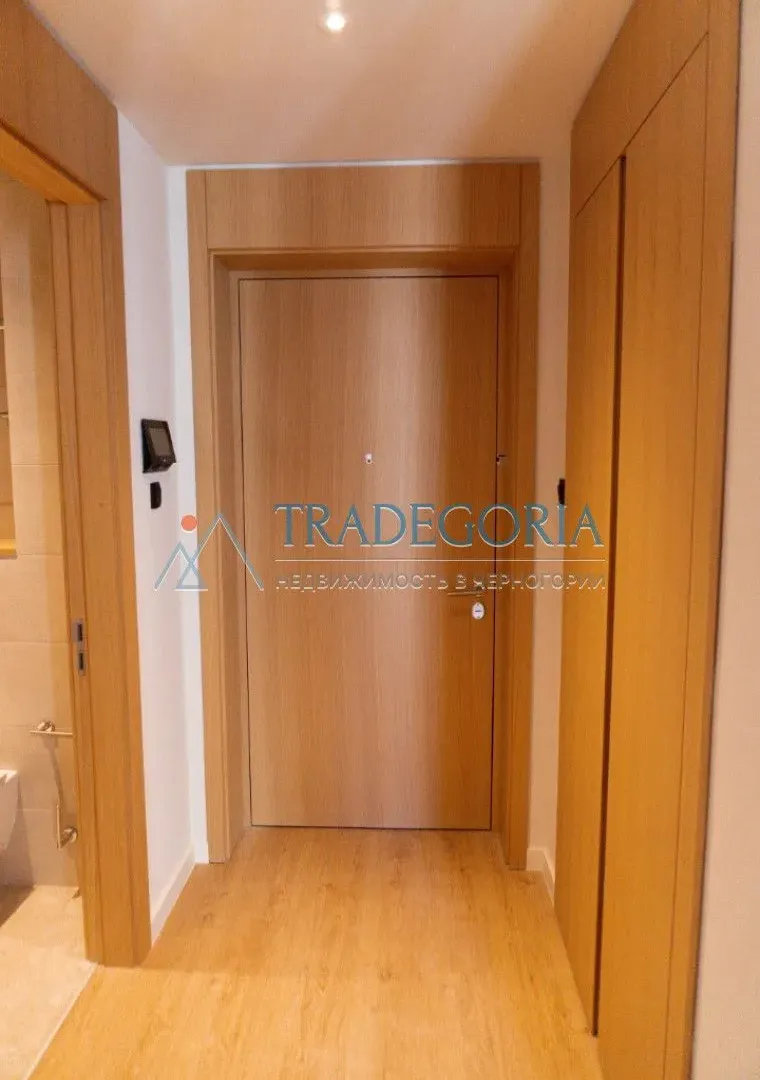 Prodaja, jednosoban stan, 56m², Tivat, Crna Gora