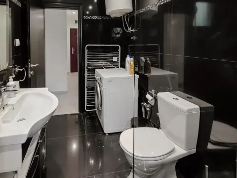 Sale, one bedroom apartment, 47m², Dobrota, Kotor - image 10