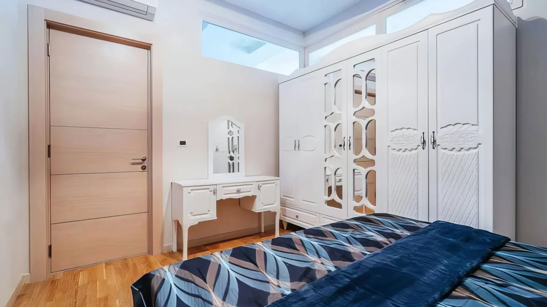 Prodaja, dvosoban stan, 120m², Centar, Budva