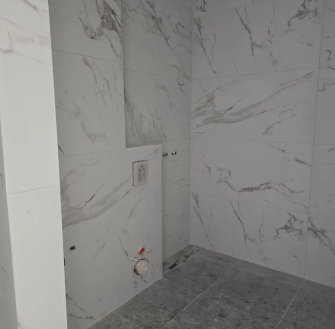 Prodaja, trosoban stan, 87m², Škaljari, Kotor