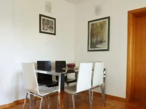 Izdavanje, dvosoban stan, 60m², Centar, Podgorica - image 5