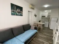 Izdavanje, jednosoban stan, 35m², Tivat, Crna Gora - image 9