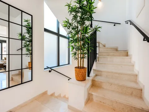 Izdavanje, kuća, 159m², Reževići, Budva - image 14