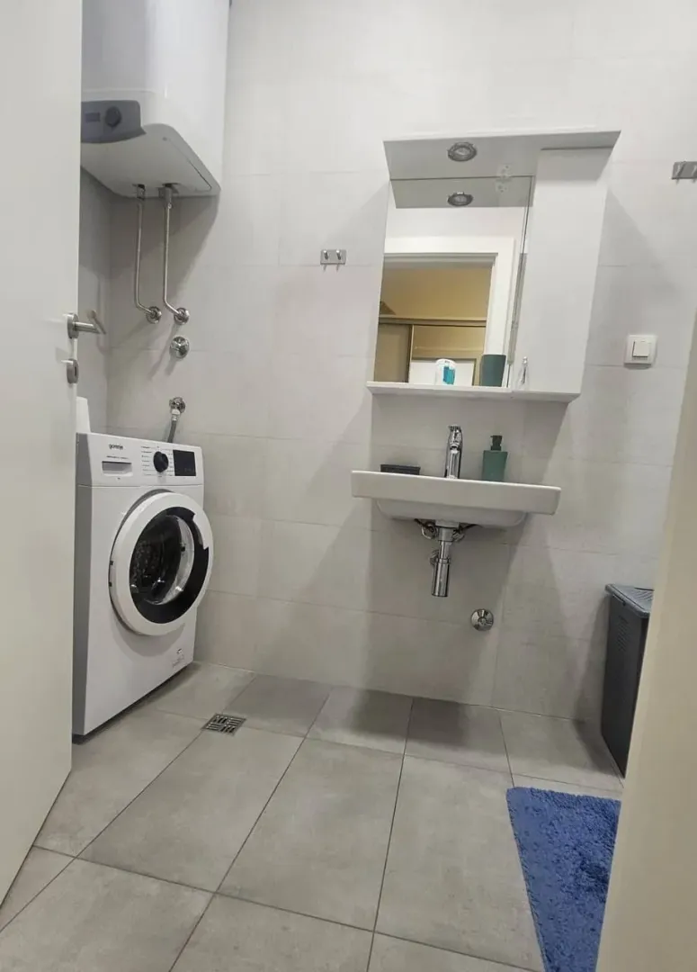 Prodaja, jednosoban stan, 64m², Soho City, Bar