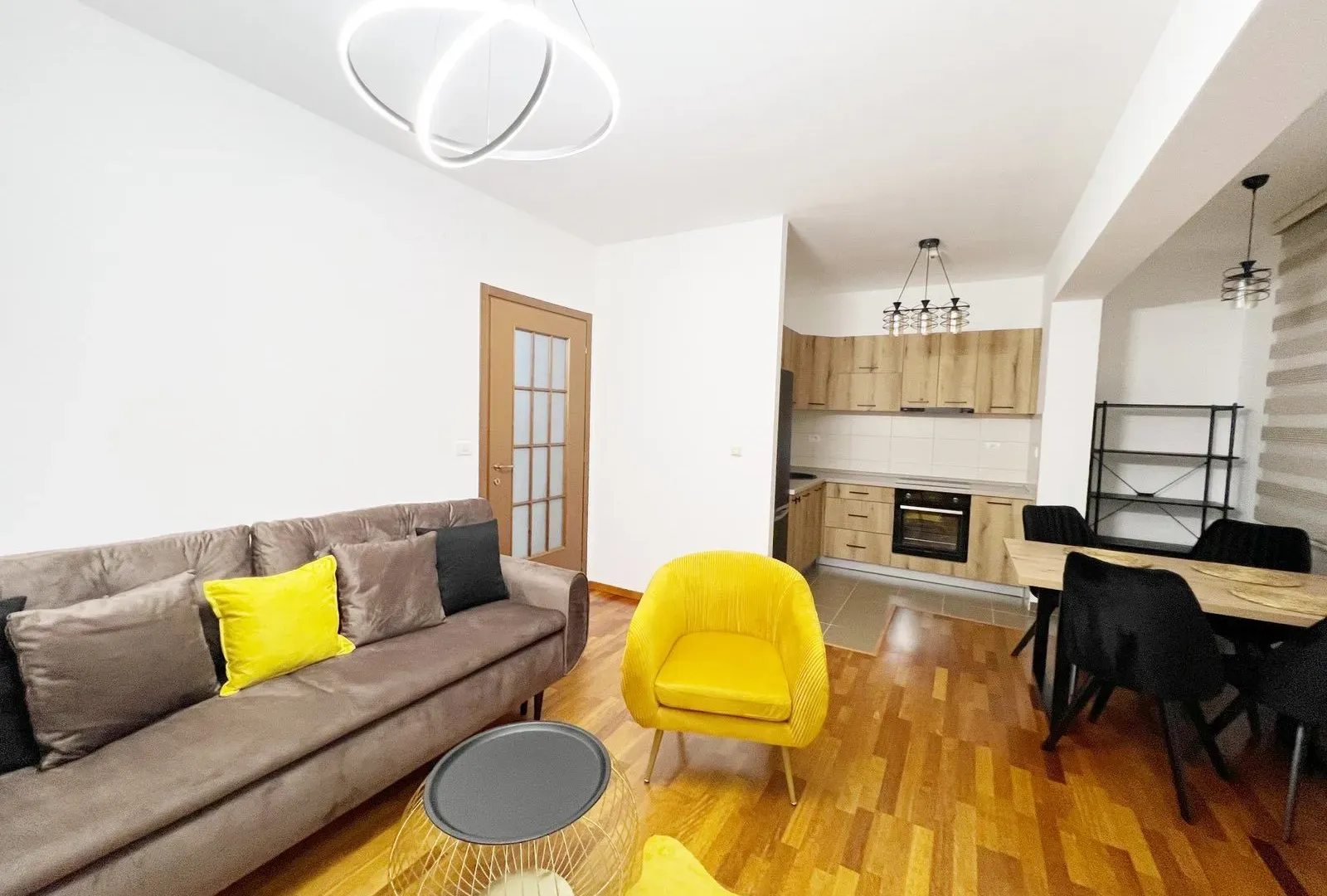 Rent, two bedroom apartment, 68m², City Kvart, Podgorica