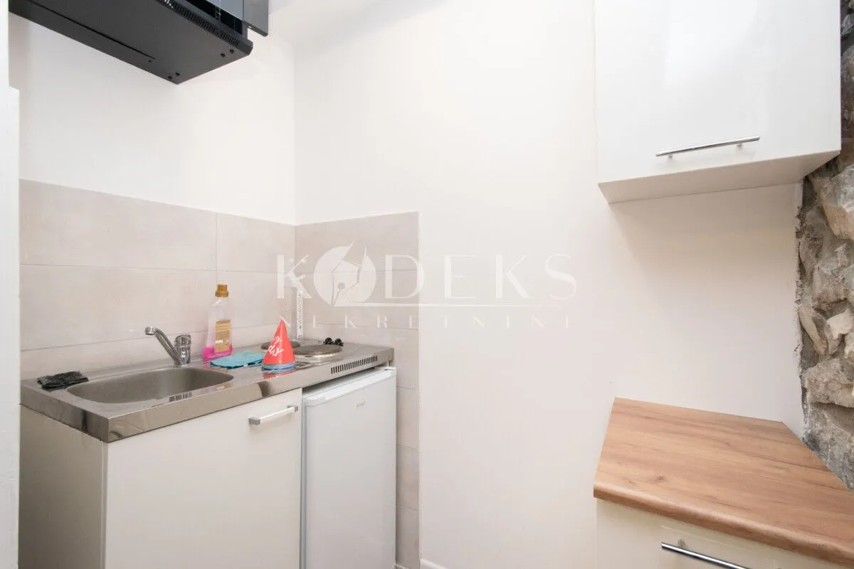 Izdavanje, poslovni prostor, 120m², Centar, Podgorica