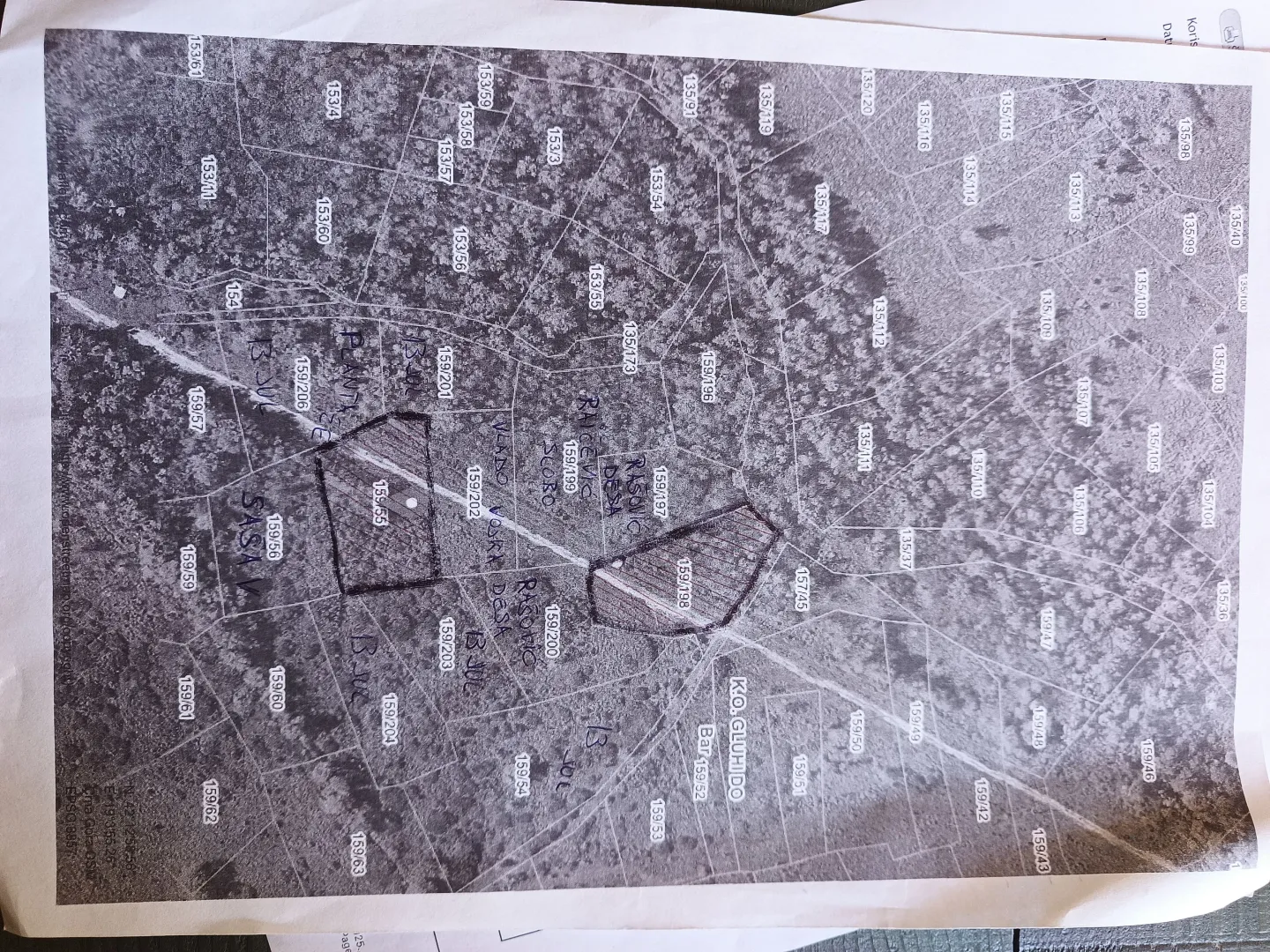 Katastarski plan sa označenim parcelama zemljišta.