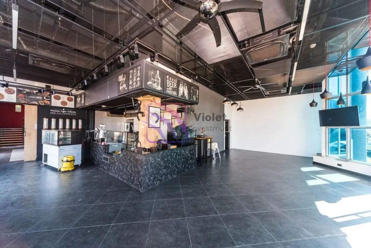 Rent, office space, 705m², Golubovci, Podgorica
