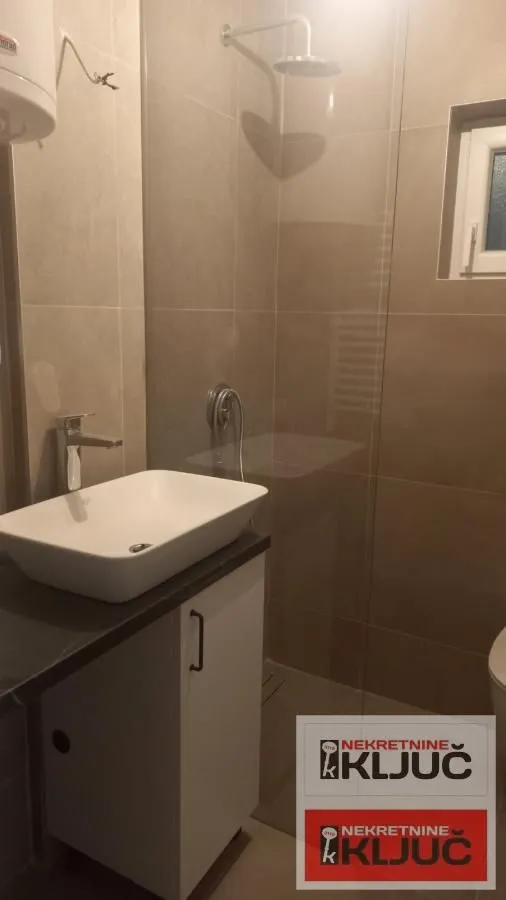 Prodaja, jednosoban stan, 28m², Podbara, Novi Sad Sve Podlokacije