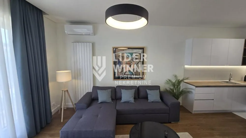 Rent, two bedroom apartment, 52m², Čukarica, Beograd