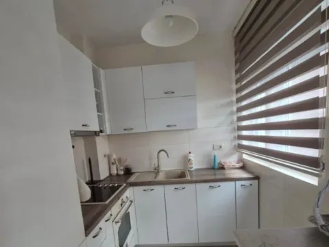 Izdavanje, jednosoban stan, 55m², City Kvart, Podgorica - image 2