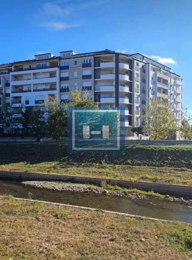 Prodaja, četvorosoban stan, 150m², Jagodnjak, Paraćin