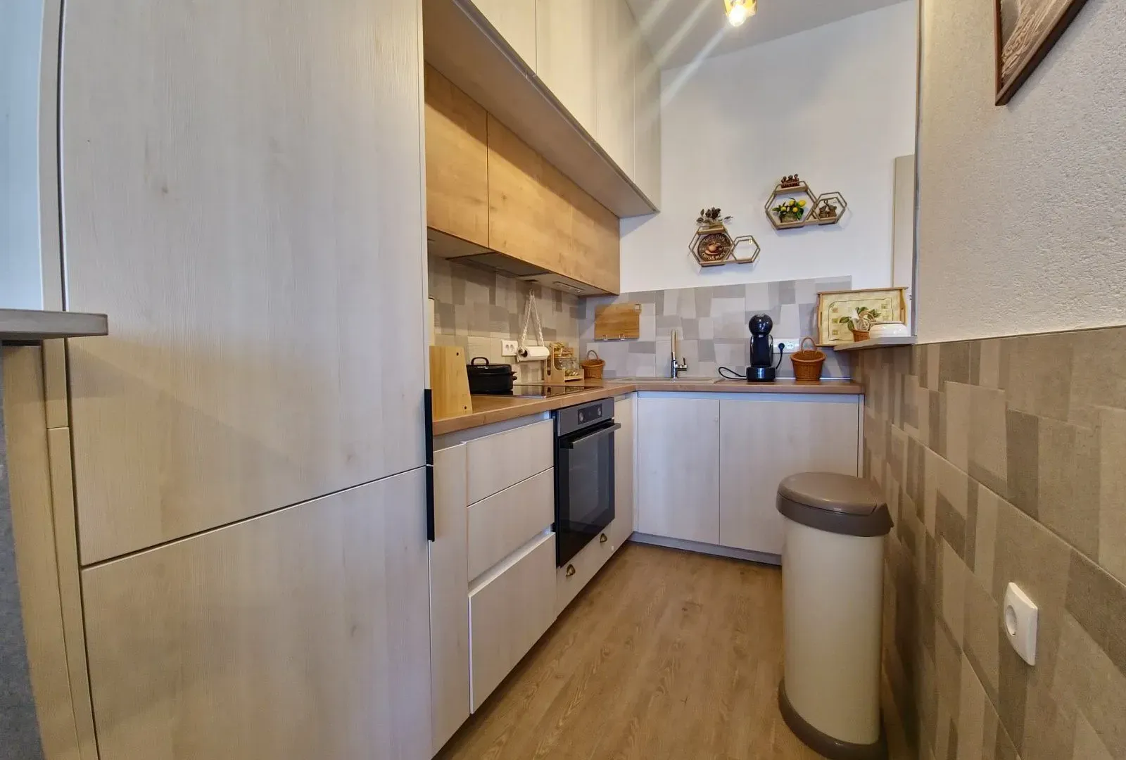 Izdavanje, kuća, 110m², Krimovica, Kotor