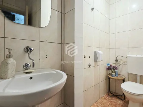 Rent, office space, 129m², Preko Morače, Podgorica - image 9