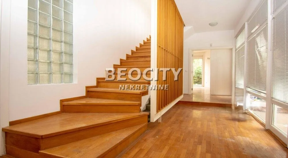 Rent, house, 300m², Dedinje Sve Podlokacije, Beograd