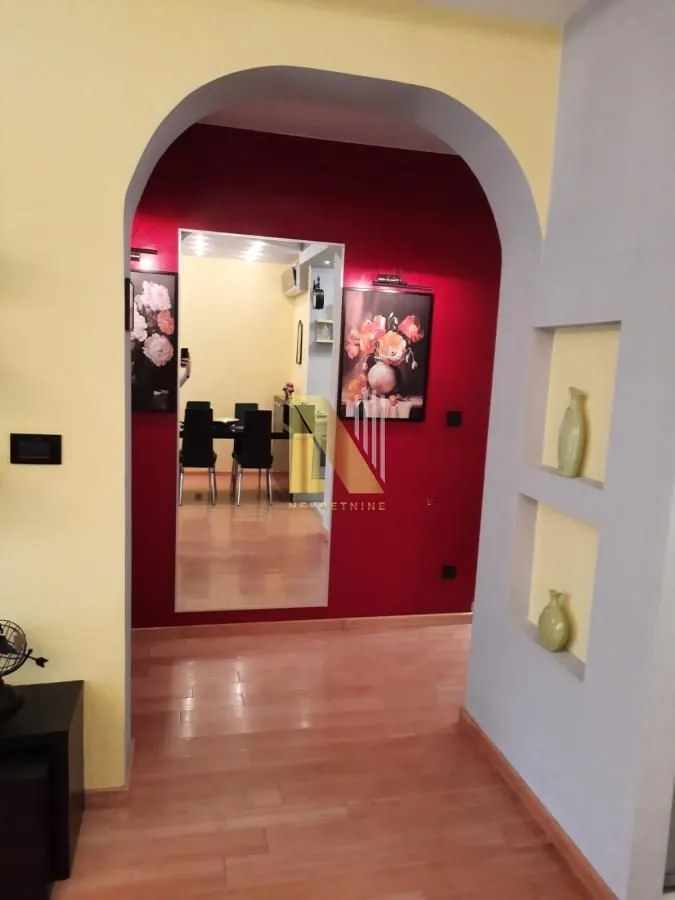 Izdavanje, jednosoban stan, 50m², Nova Detelinara, Novi Sad Sve Podlokacije
