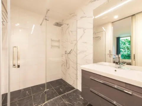 Prodaja, dvosoban stan, 156m², Budva, Crna Gora - image 2