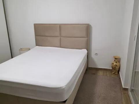 Rent, two bedroom apartment, 68m², Centar, Podgorica - image 7