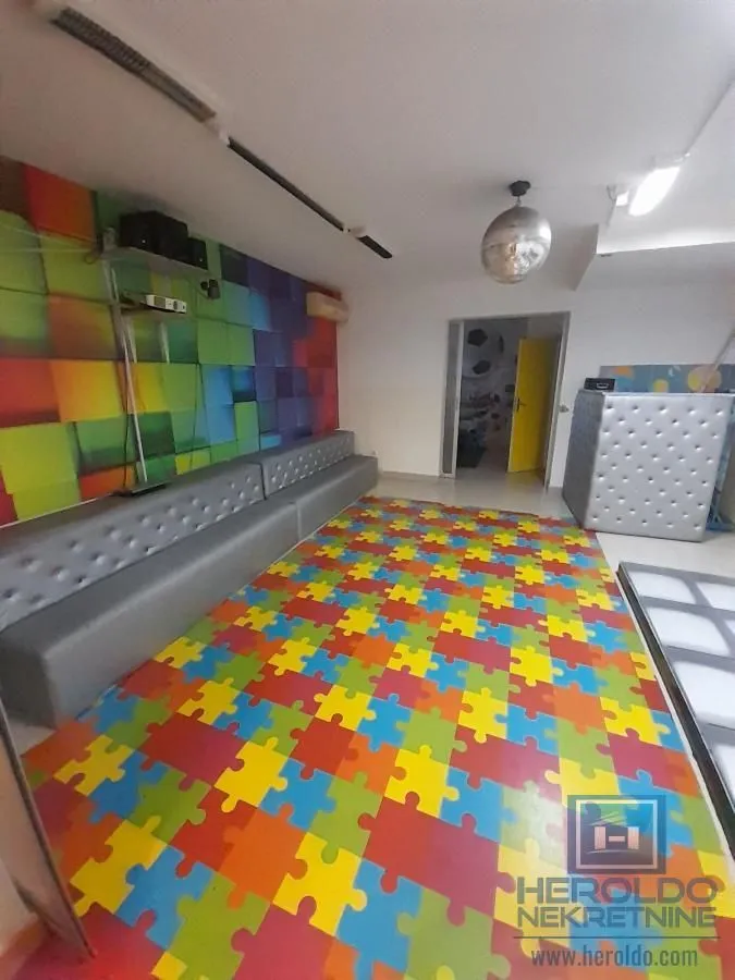 Rent, office space, 133m², Centar, Jagodina