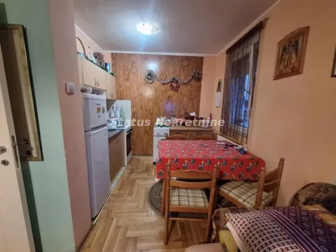 Izdavanje, garsonjera, 30m², Podbara, Novi Sad Sve Podlokacije - image 3