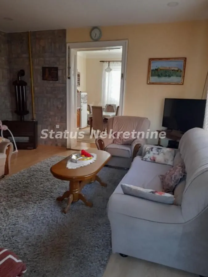 Prodaja, kuća, 136m², Futog, Novi Sad Sve Podlokacije