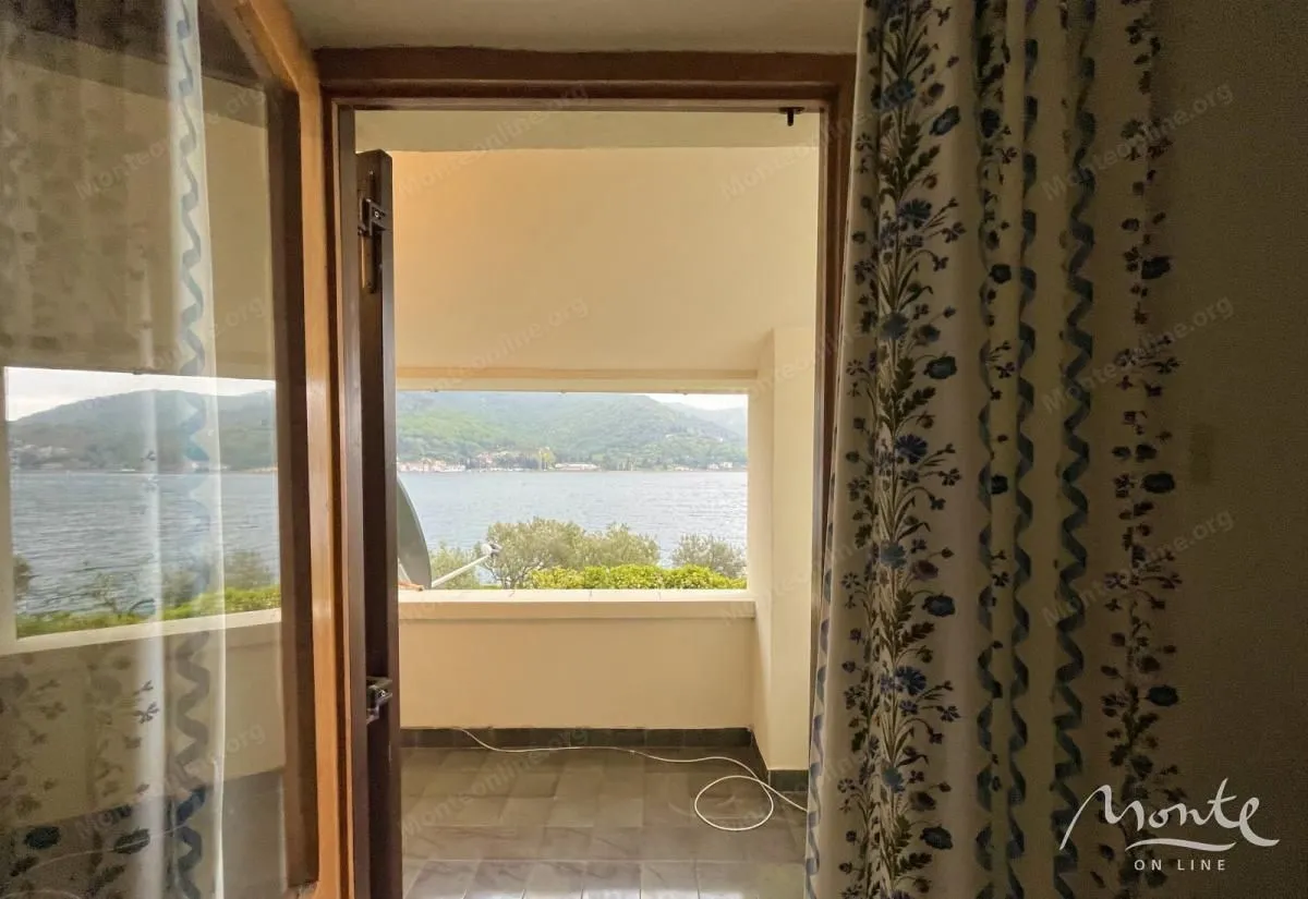 Prodaja, kuća, 205m², Đurići, Herceg Novi