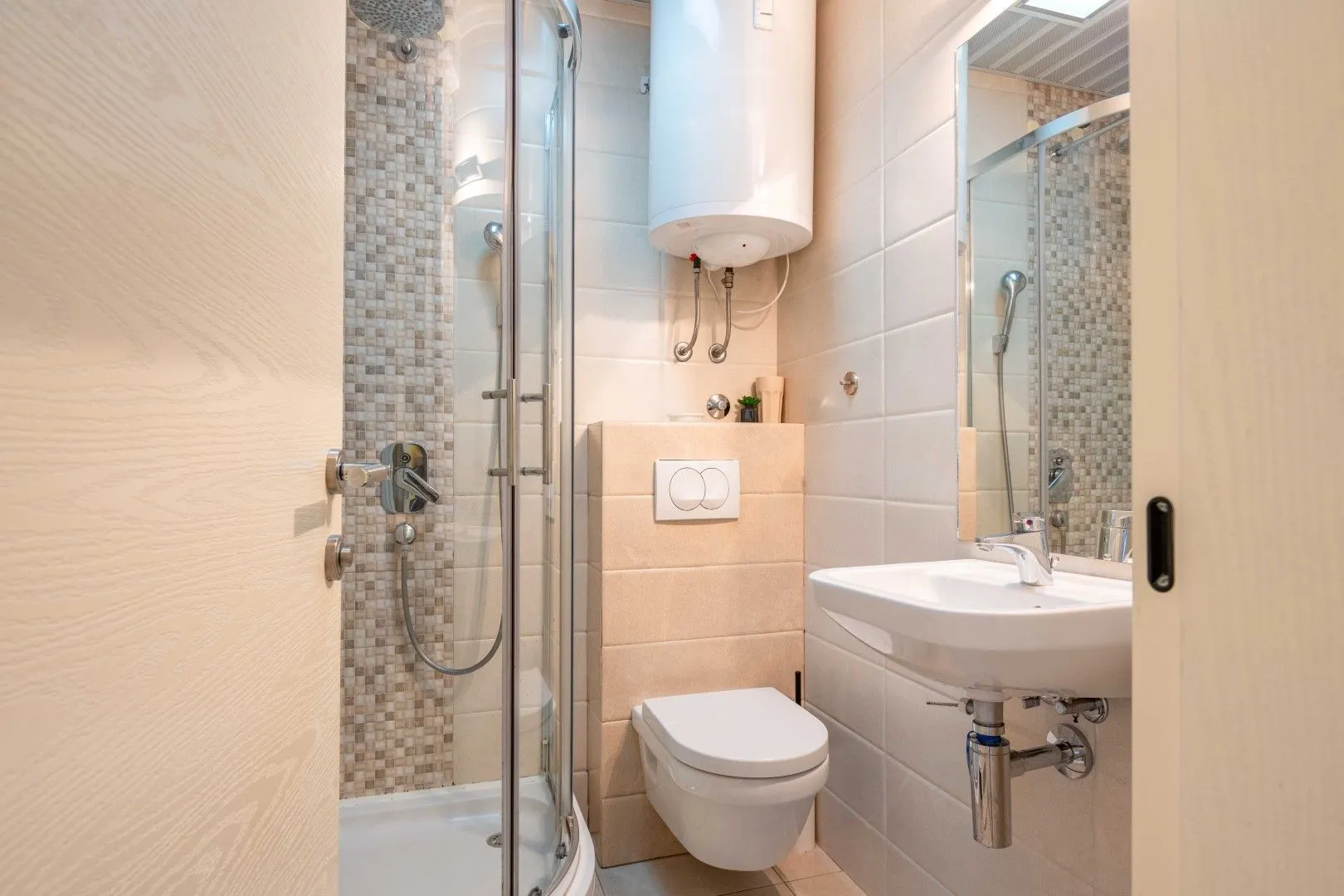 Sale, two bedroom apartment, 75m², Gospoština, Budva