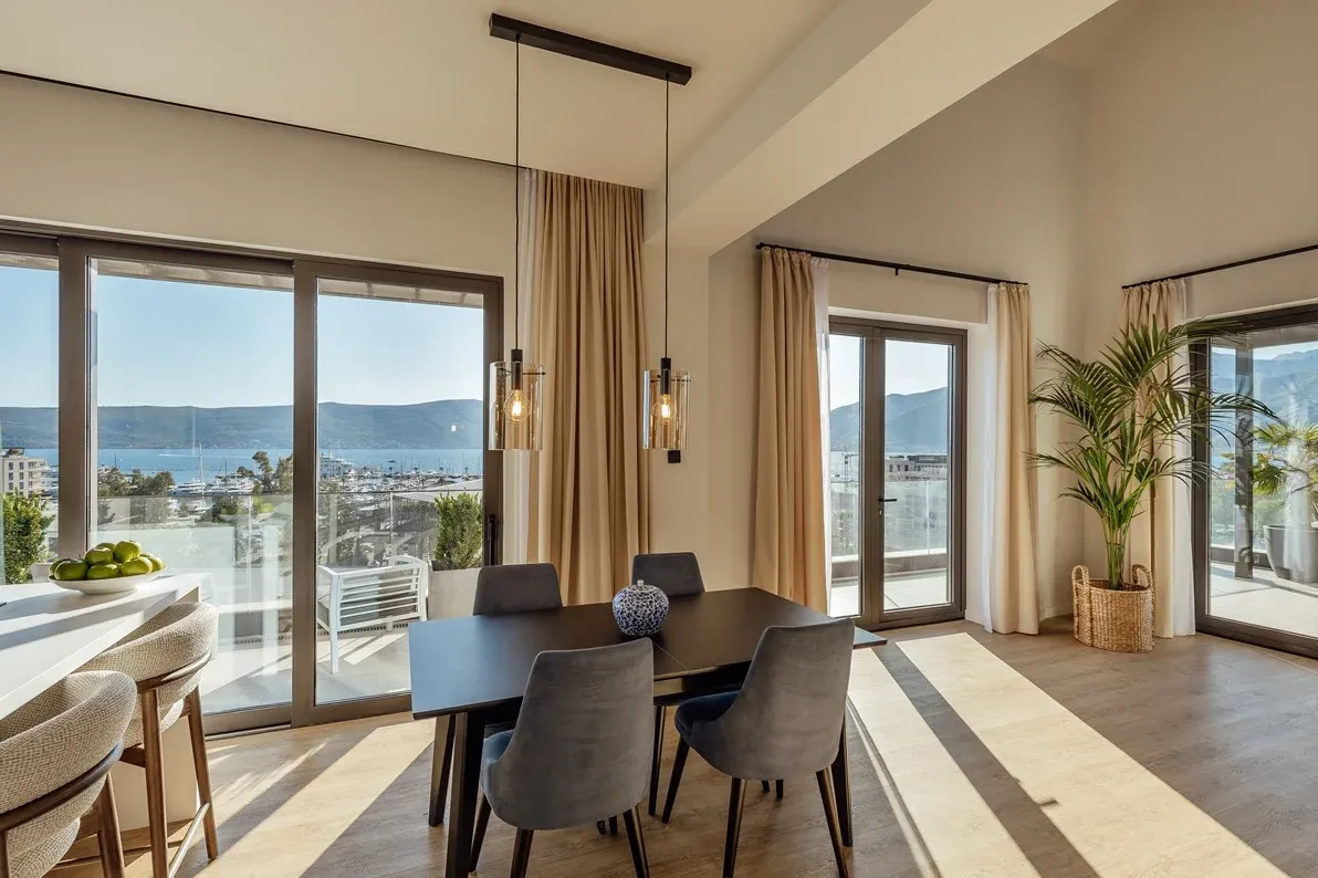 Prodaja, dvosoban stan, 179m², Porto Montenegro, Tivat