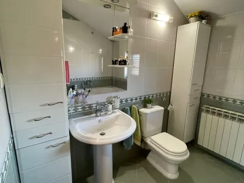 Prodaja, kuća, 293m², Stari Aerodrom, Podgorica - image 17