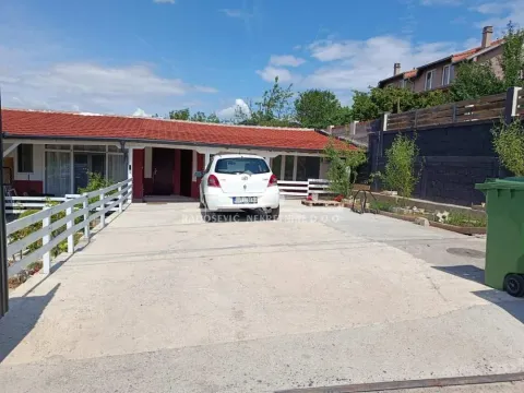 Stan in Miljakovac