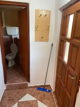 Izdavanje, garsonjera, 25m², Malo Brdo, Podgorica - image 2