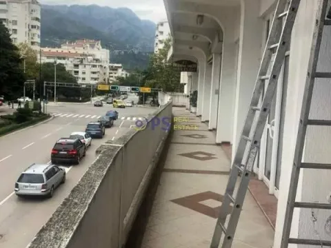 Prodaja, poslovni prostor, 26m², Bar, Crna Gora - image 3