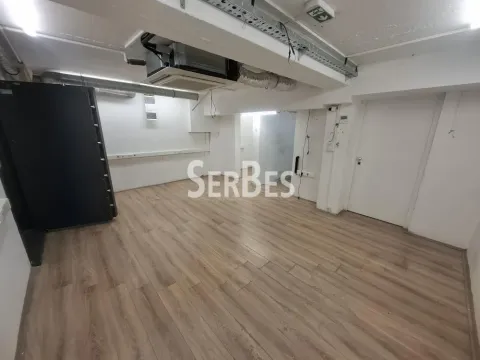 Rent, office space, 400m², Bulevar Oslobodjenja, Novi Sad Sve Podlokacije - image 8
