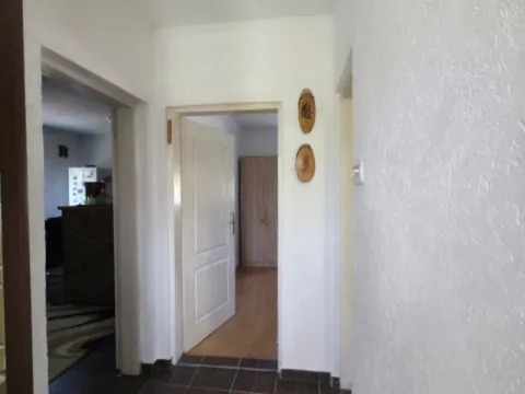 Sale, house, 130m², Piperi, Podgorica - image 8