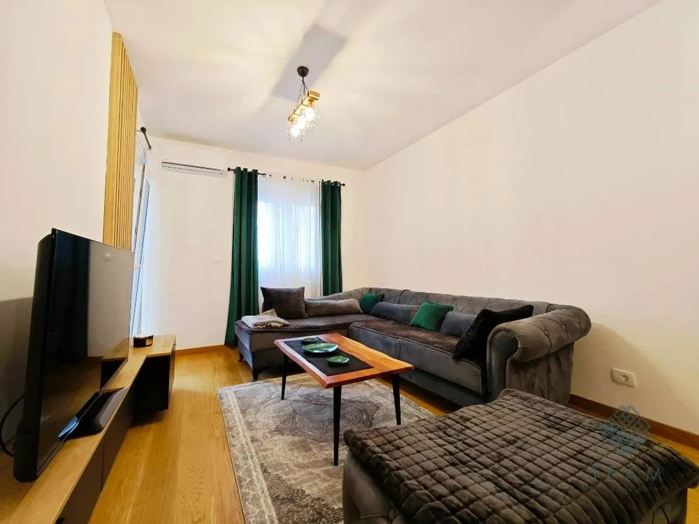 Izdavanje, jednosoban stan, 47m², New City, Podgorica
