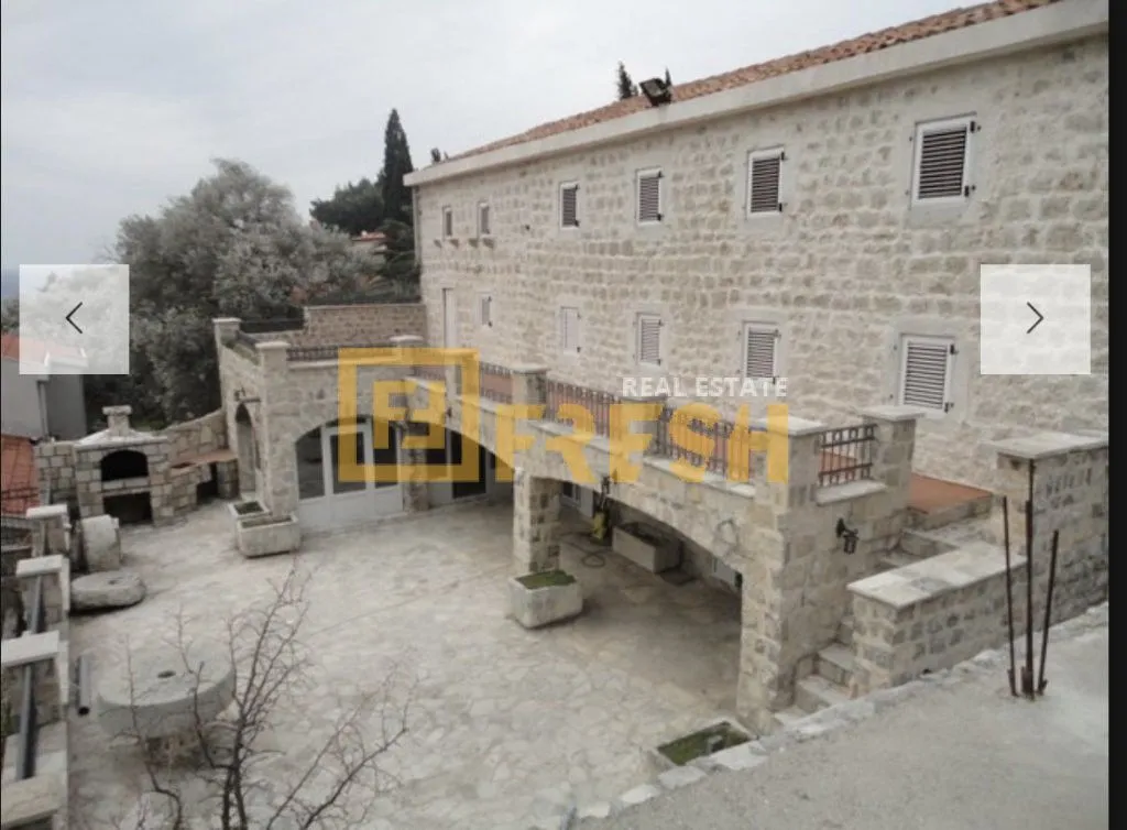 Sale, house, 300m², Budva, Crna Gora