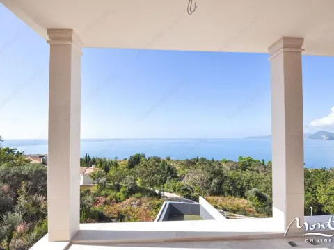 Prodaja, kuća, 261m², Reževići, Budva