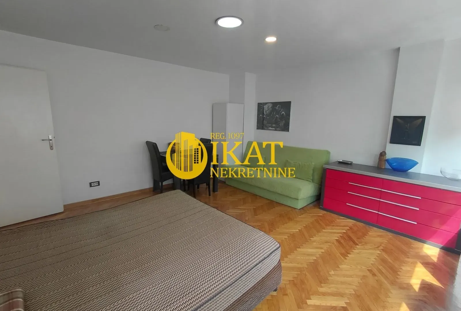 Sale, one bedroom apartment, 30m², Vračar Hram, Vračar Sve Podlokacije