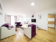 Prodaja, trosoban stan, 78m², Južni Bulevar, Vračar Sve Podlokacije - image 11