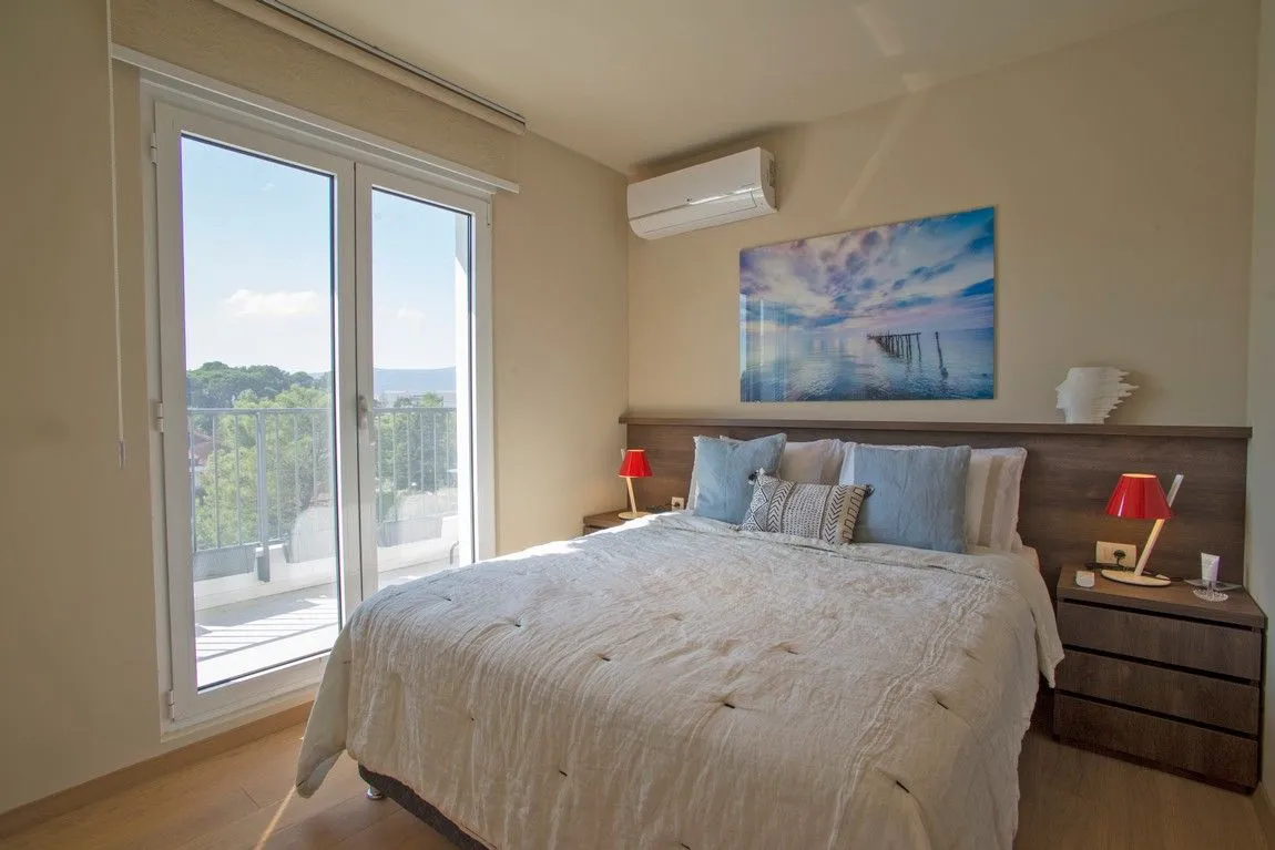 Prodaja, dvosoban stan, 60m², Pod Kuk, Tivat